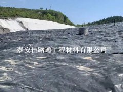 污水處理防滲膜在氧化塘中的防滲技巧